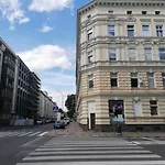 Hostel Tulip - Pokoj 5 Ze Wspolna Lazienka I Kuchnia
