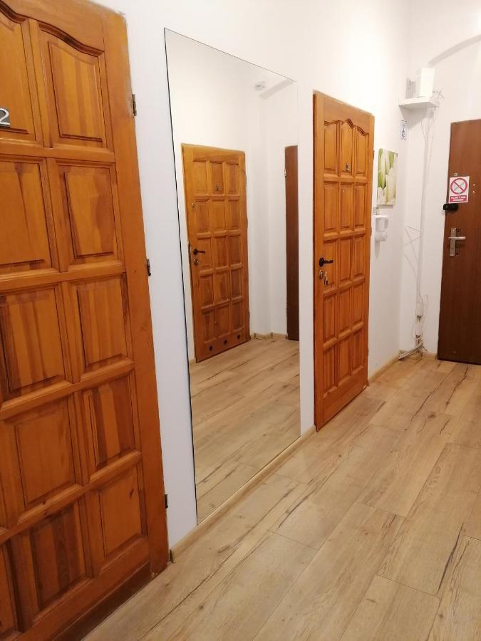 Apartment Tulip - 5 Ze Wspolna Lazienka I Kuchnia